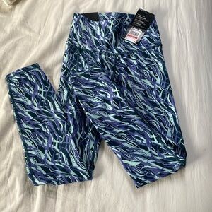 NWT xs UA leggings, under armour